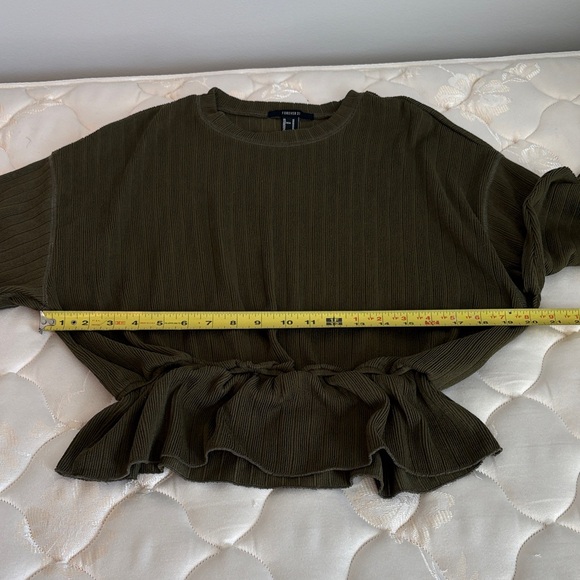 Forever 21 Green Ribbed Pullover - Picture 4 of 8
